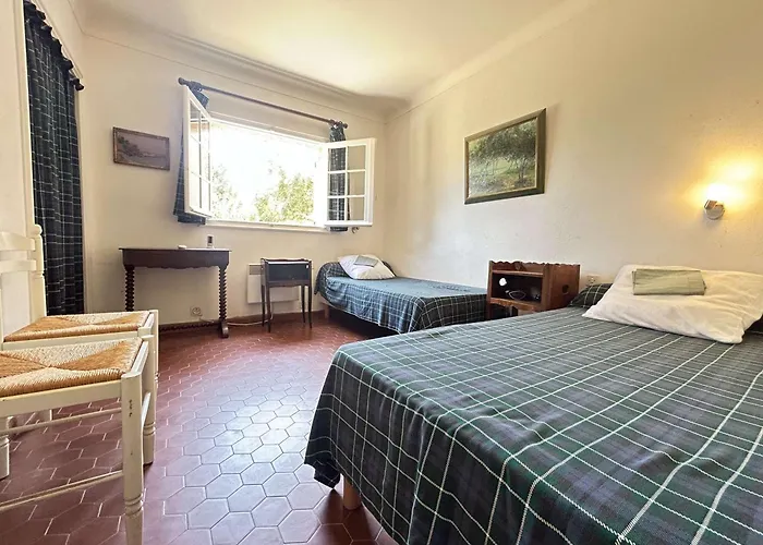 Mediterraneenne Proche Et Centre A - Fr-1-226-562 Сент-Максім