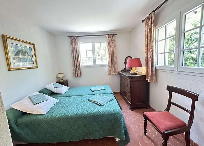 Méditerranéenne Proche Et Centre à - Fr-1-226-562 *